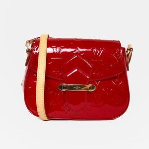 Louis Vuitton Bellflower PM Monogram Vernis Pomme D'Amour